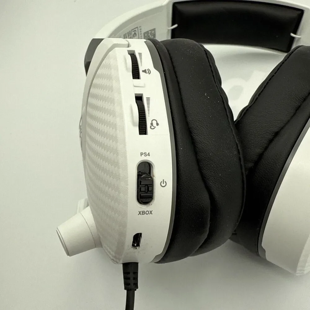 Turtle Beach Gaming Headset, White with Gray - Cables included